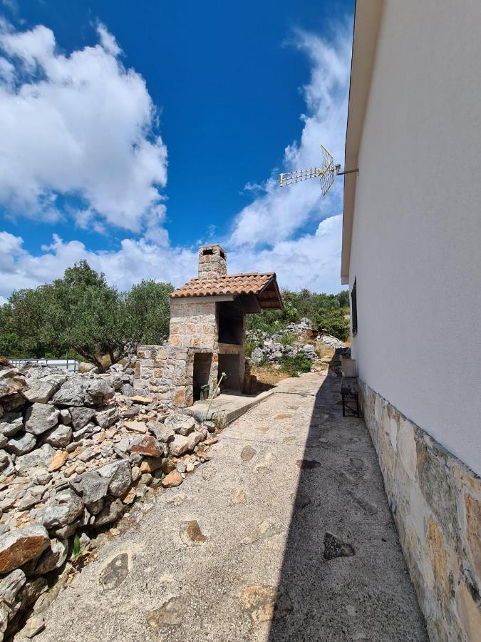 Willa Kuca Za Odmor Buba, Otok Zut Pristanisce Zewnętrze zdjęcie