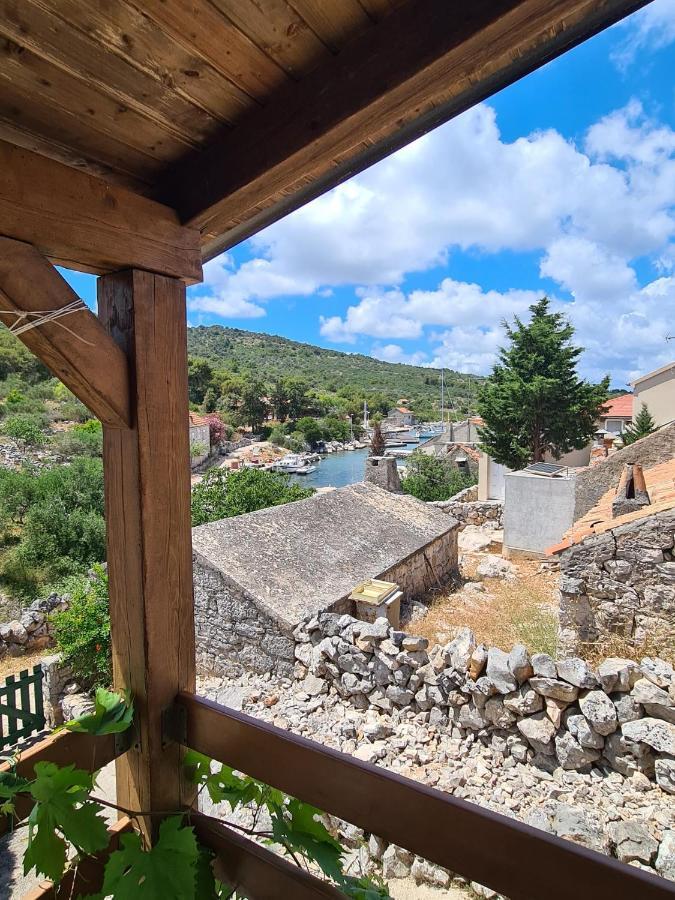 Willa Kuca Za Odmor Buba, Otok Zut Pristanisce Zewnętrze zdjęcie
